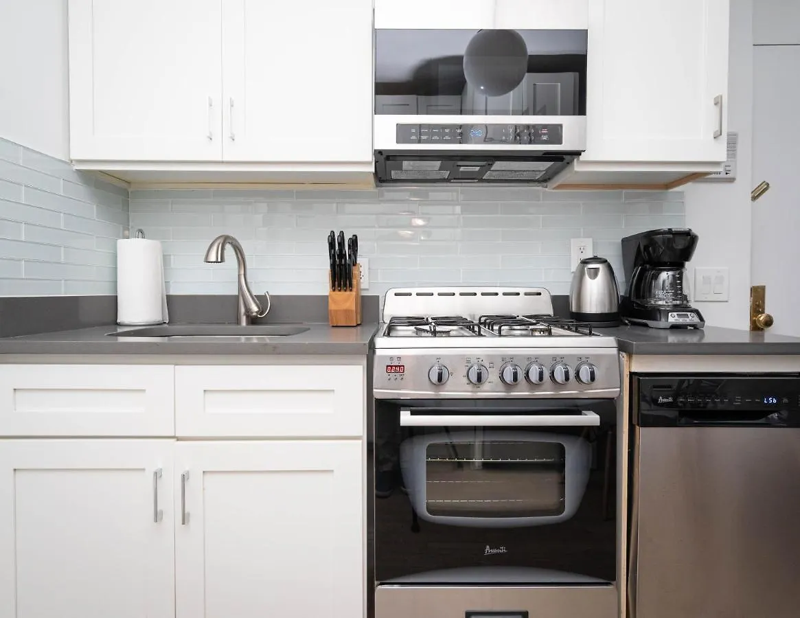 Chelsea South 30 Day Stays New York