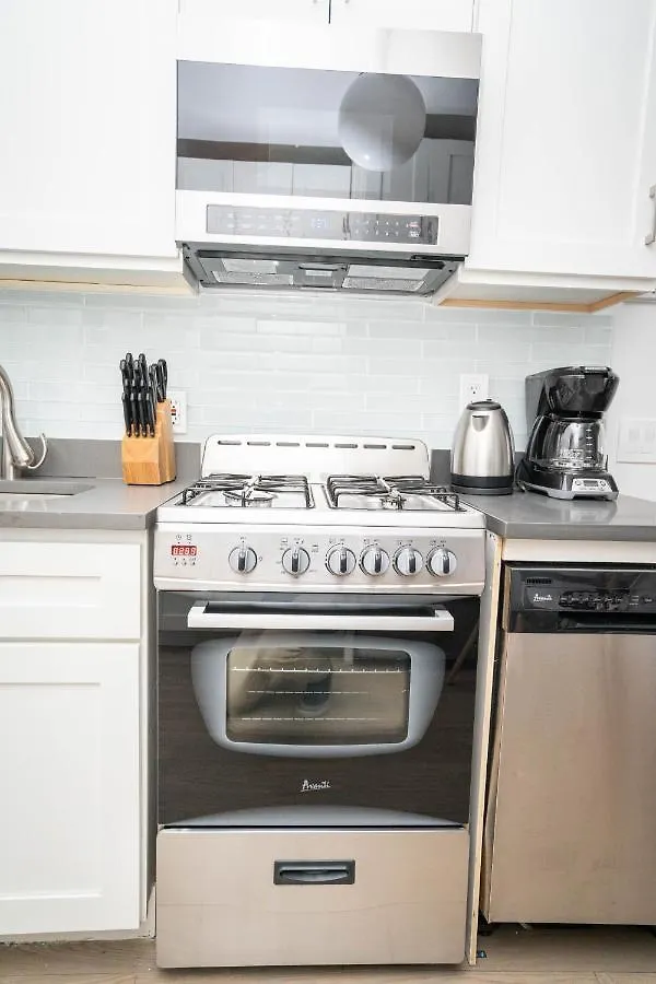 Chelsea South 30 Day Stays New York Apartment